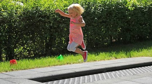 Батут встраиваемый  для детской площадки Track Playground